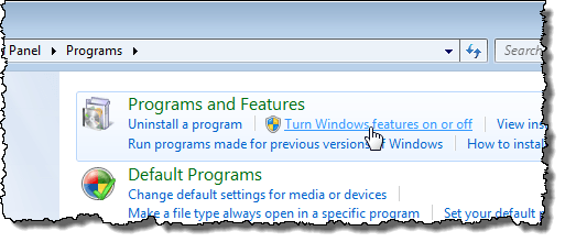 Windows 7 এ উইন্ডোজ ফিচারগুলি চালু বা বন্ধ করতে ক্লিক করুন